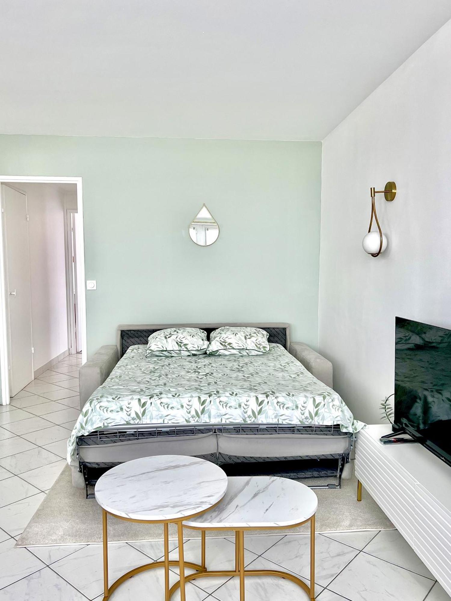 Appartement Face Gare / Centre Argenteuil Luaran gambar